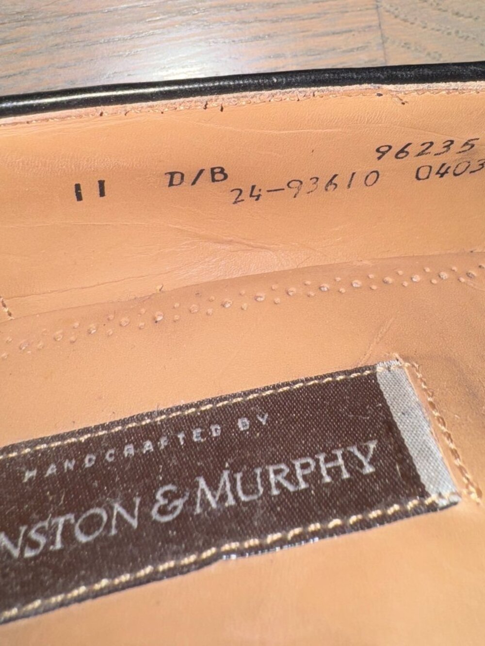 Johnston & Murphy Men's Black Leather Tassel Loafers, Size 11, Great Condition - Picture 9 of 9